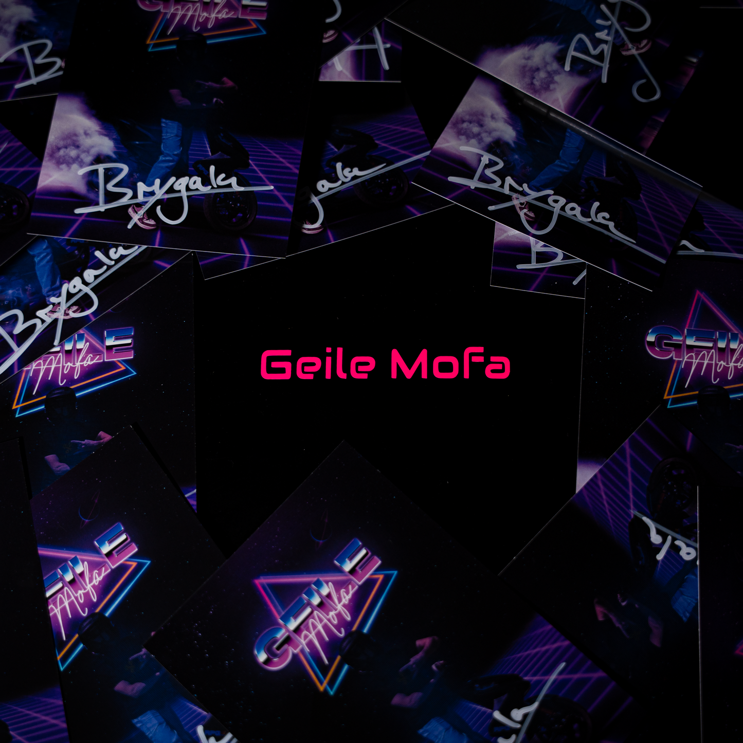 Geile Mofa NEON_Pink Sticker-Set Produktbild Retrowave-Design Stapel von Aufklebern